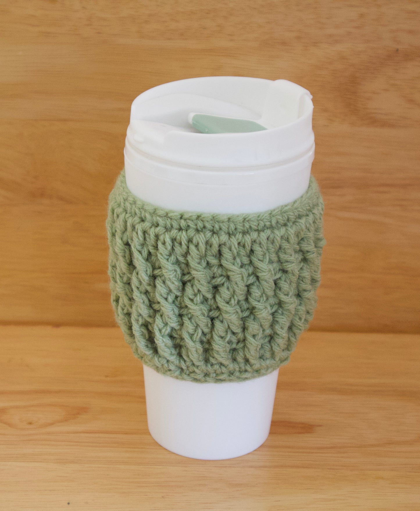 Mug & Cozy - Tumbler - Light Green and White w/ Gray Cozy